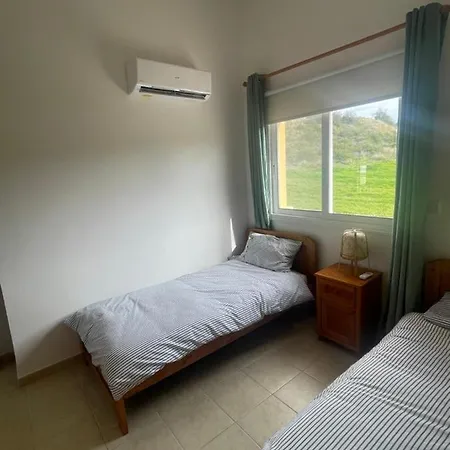 דירה Mountain And Sea View *