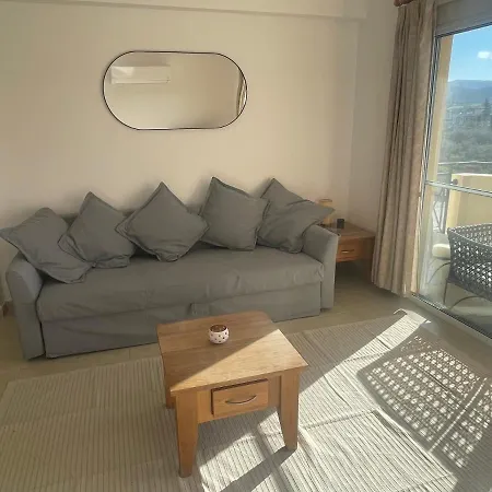 דירה Mountain And Sea View *