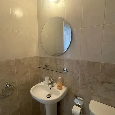 Mountain And Sea View Appartement