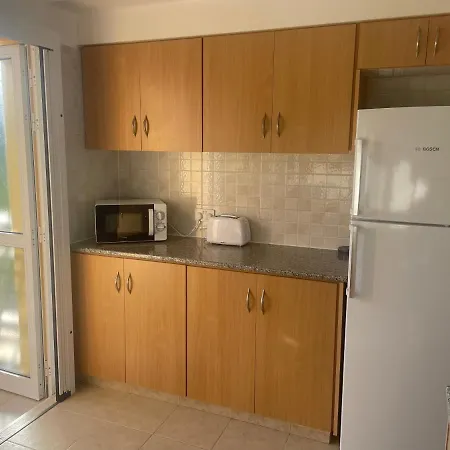 Mountain And Sea View Appartement