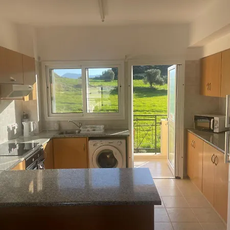 아파트 Mountain And Sea View *