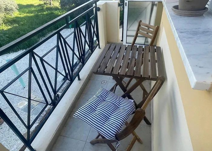 Mountain And Sea View Апартаменты Полис