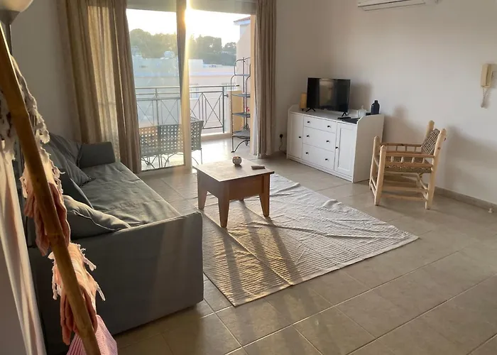 Mountain And Sea View Апартаменты Полис